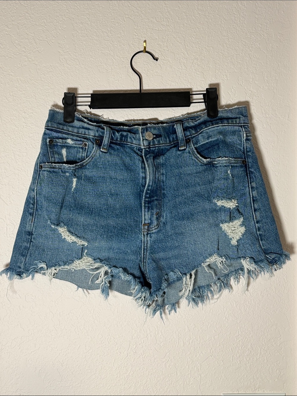 Abercrombie & Fitch The Mom High Rise Blue Denim Shorts Size 29 | Size 8